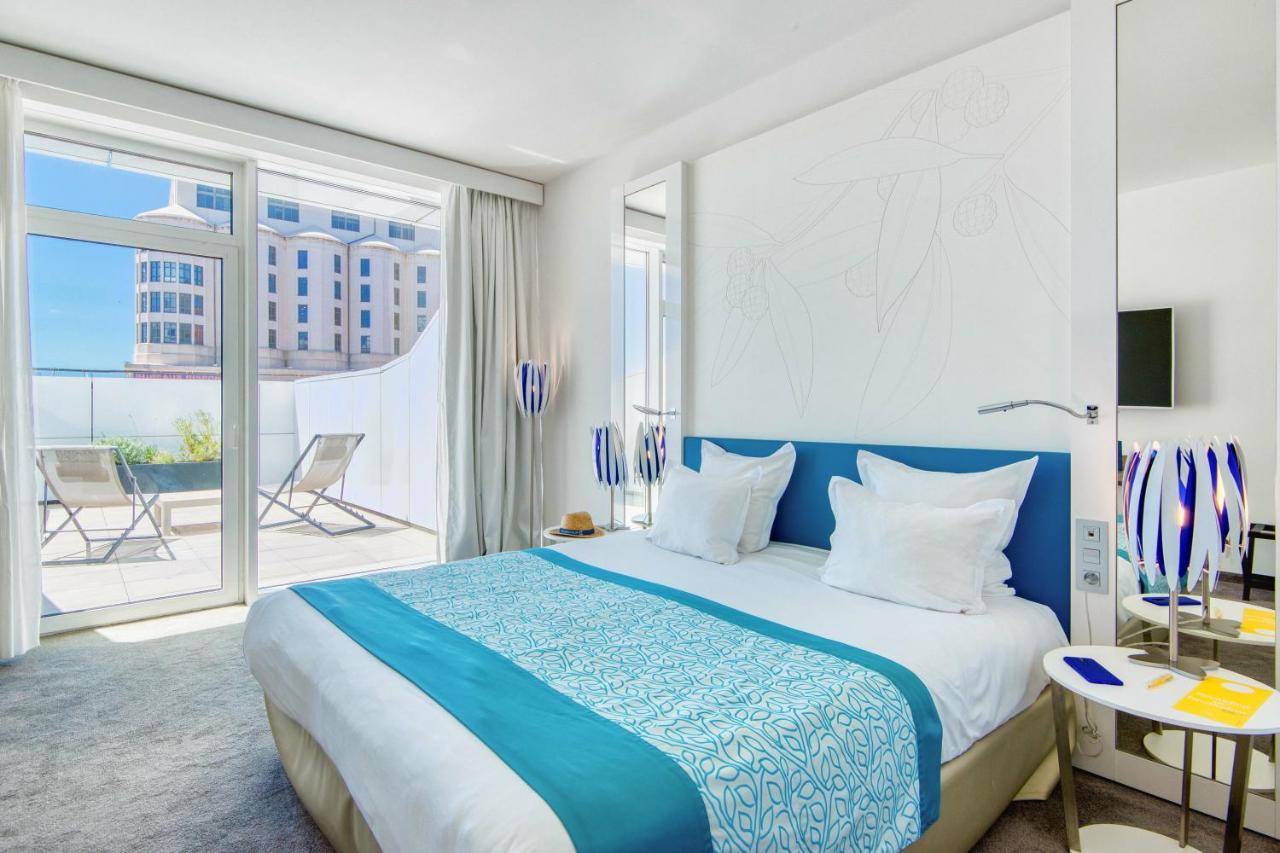 Готель Golden Tulip Marseille Euromed Екстер'єр фото